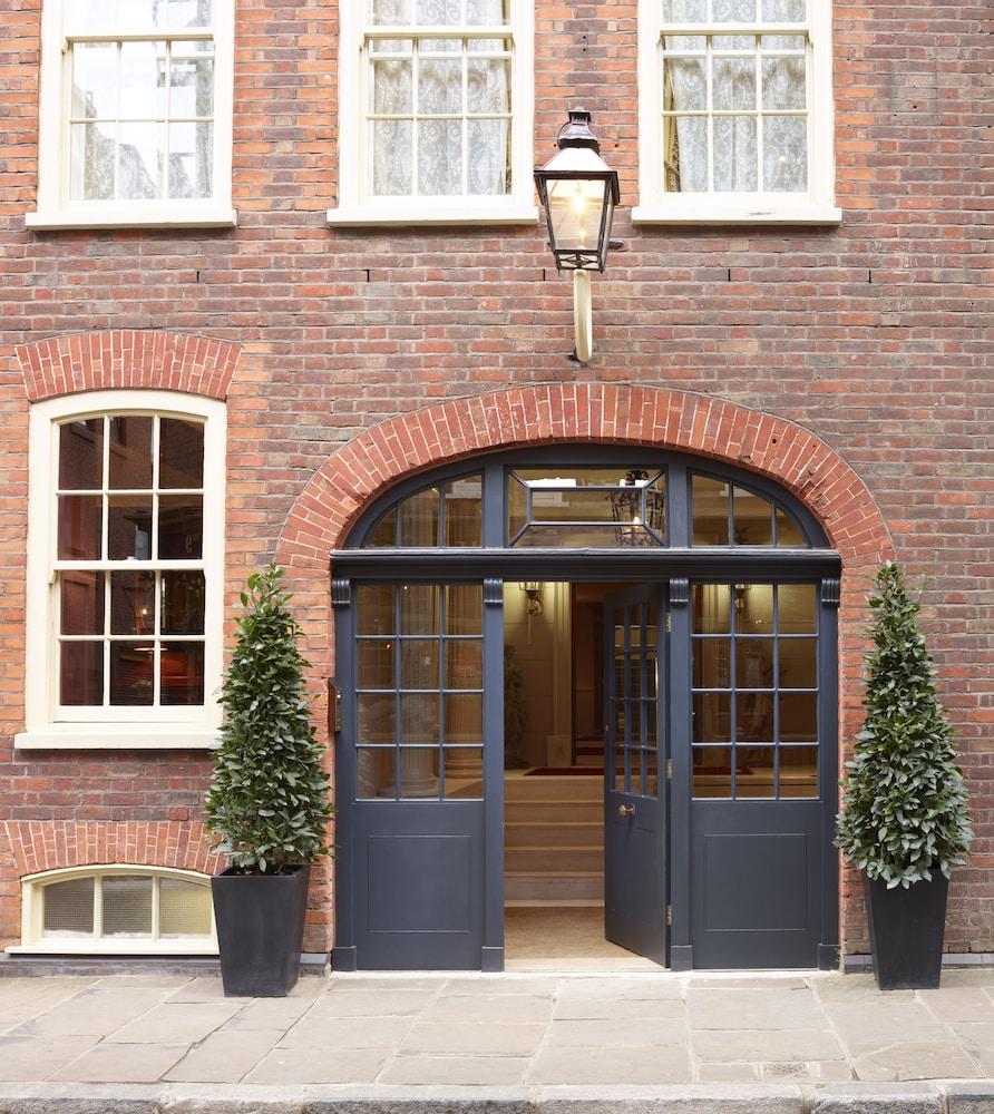Batty Langley'S Hotel Londres Exterior foto Entrance to the hotel